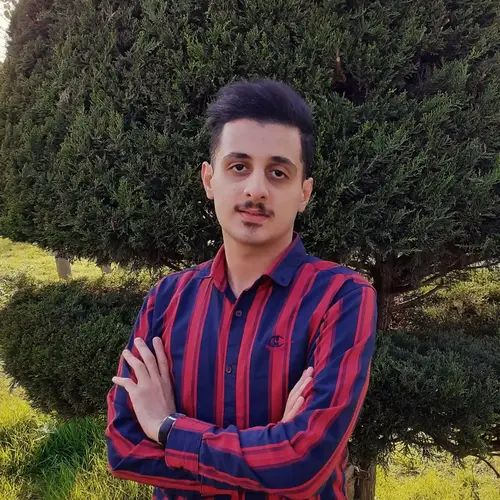 تصویر مدرس سینا مظلوم